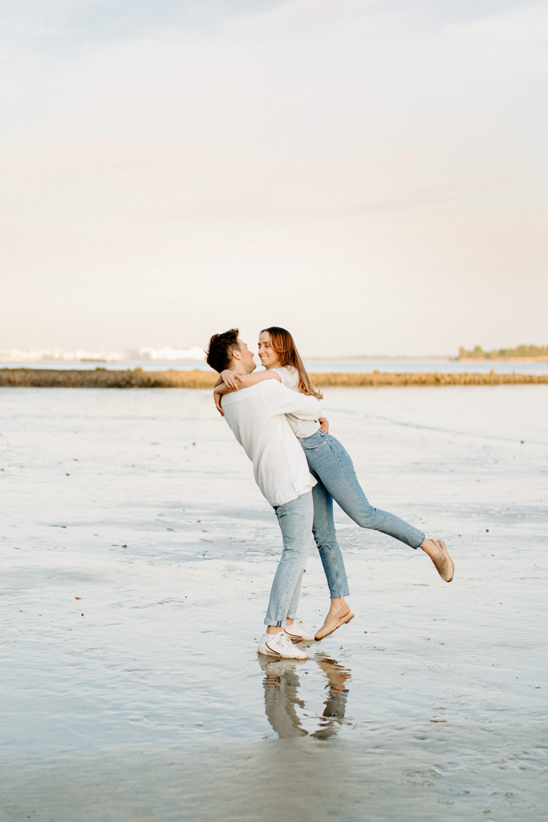 Sunset Engagement Shooting by Deniz Xenia Photography