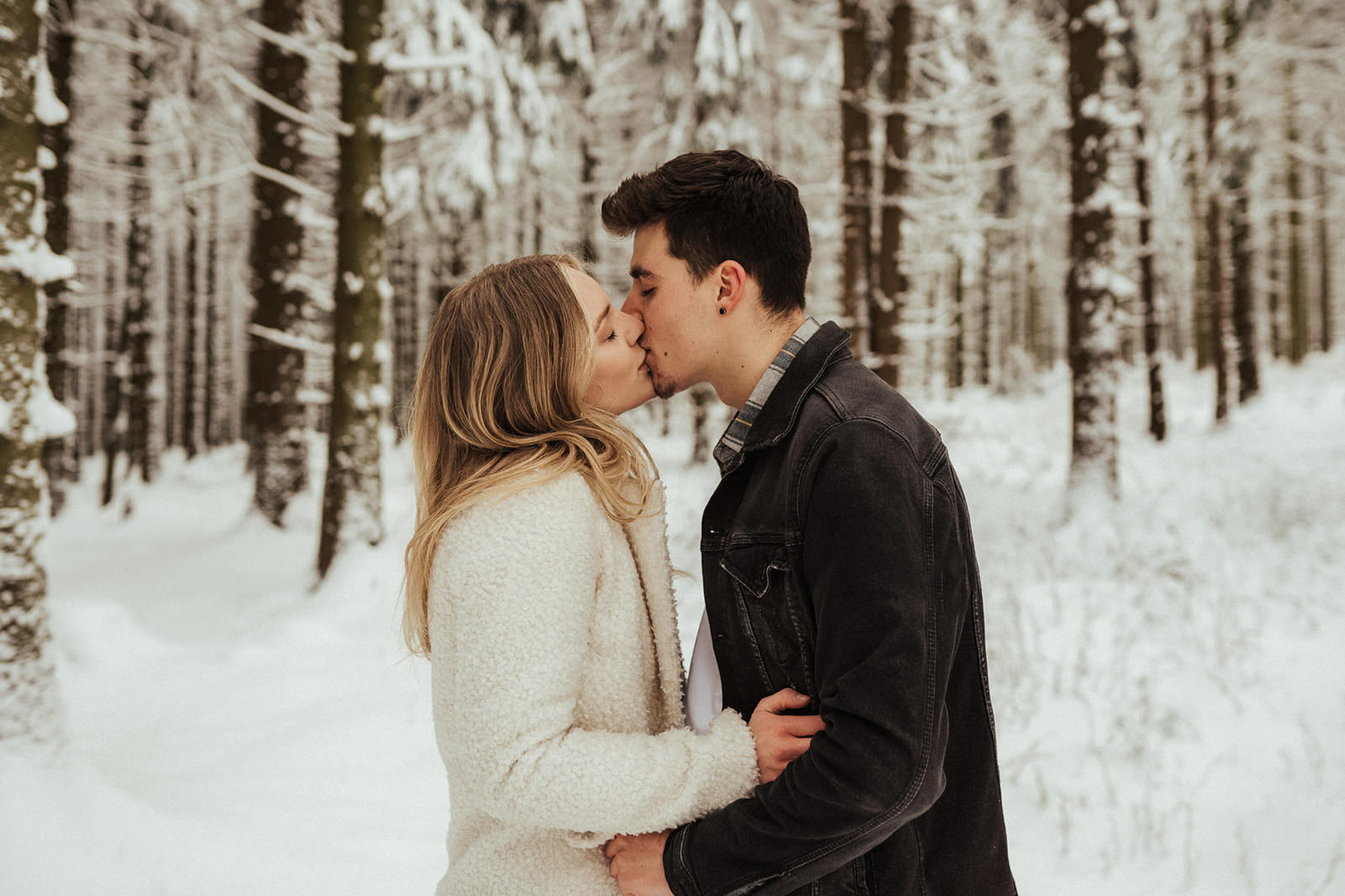 Another Snowy Love Story by Herzallerliebst